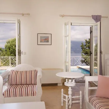 Helios, Sea Views Pool Βίλα *
